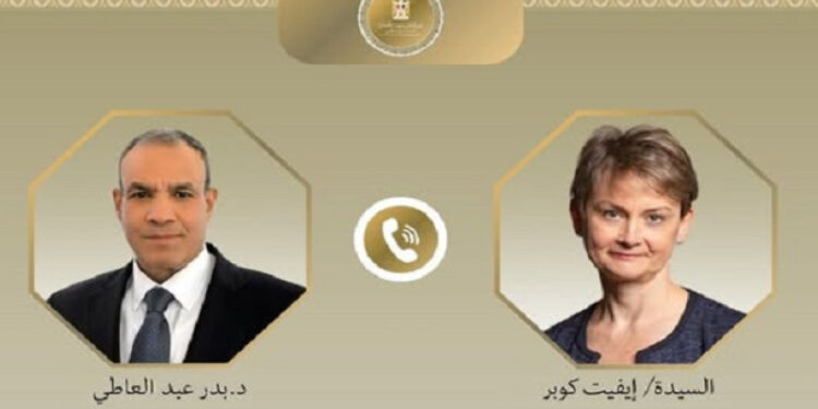 وزير الخارجية يبحث مع نظيرته البريطانية تطورات الأوضاع فى قطاع غزة