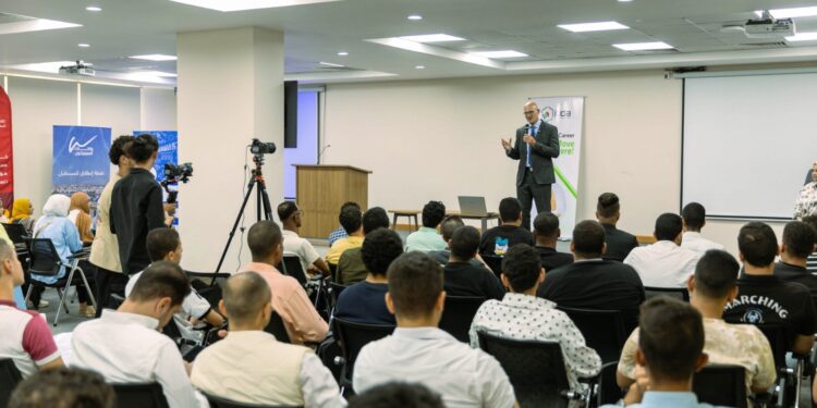 “إيتيدا” تعزز حضورها بالمحافظات عبر الملتقى التوظيفي الثامن عشر بكريتيفا بني سويف