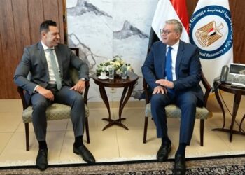 وزير البترول يبحث مع هاربور إنرجي البريطانية فرص الاستثمار وخطط انتاج الغاز بدسوق