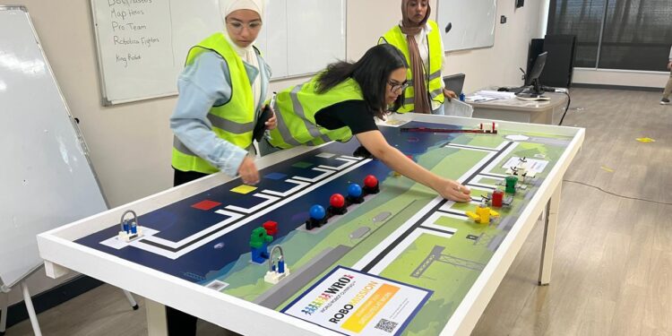 طلاب من 90 دولة يشاركون في الأولمبياد العالمي للروبوت بمصر