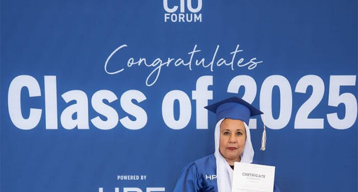 قمة 200 CIO تُكرِّم مصرية عن مشروع يرصد دور الذكاء الاصطناعي في تمكين ذوي الهمم