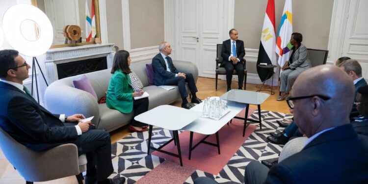 وزير الخارجية يلتقي مع السكرتيرة العامة للمنظمة الدولية للفرانكفونية