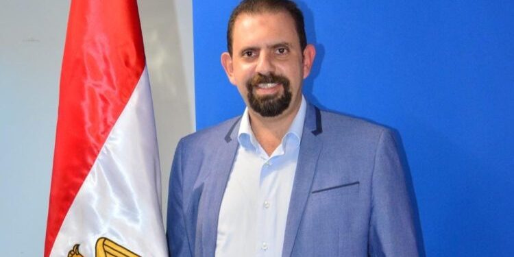 «المنتدى العربي للذكاء الاصطناعي» يختار الصحفي «محمد لطفي» سفيرا للذكاء الاصطناعي لتعزيز الابتكار والمسؤولية الرقمية