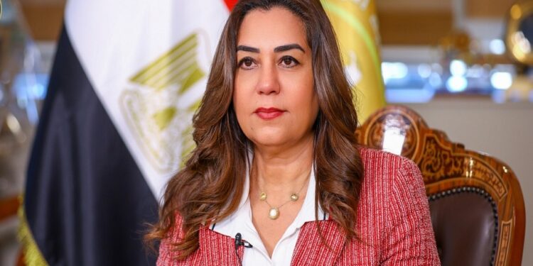 وزيرة التنمية تعلن الاستعداد والتجهيز للعمل بقانون بعض قواعد وإجراءات التصرف فى أملاك الدولة