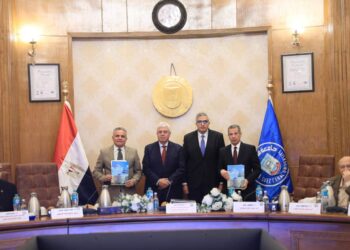 وزير التعليم العالي يترأس اجتماع المجلس الأعلى للجامعات بجامعة قناة السويس