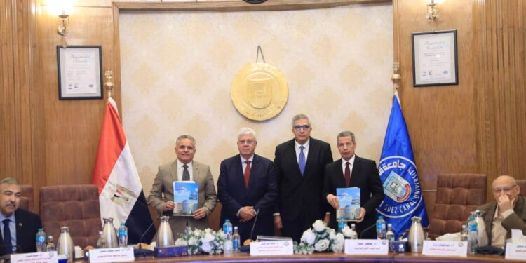 وزير التعليم العالي يترأس اجتماع المجلس الأعلى للجامعات بجامعة قناة السويس