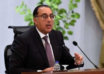 رئيس الوزراء يسقط الجنسية المصرية عن 3 أشخاص لتجنسهم بأخري دون أذن مسبق