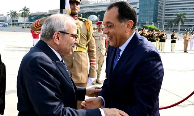 رئيس الوزراء ونظيره اللبنانى يعقدان جلسة مباحثات ثنائية اليوم