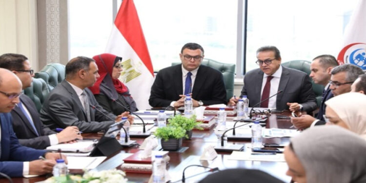 وزير الصحة يستقبل وزير الإسكان لمناقشة مشروعات صحية مشتركة