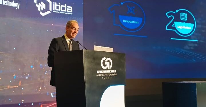 وزير الاتصالات: مصر تمتلك أسرع إنترنت في إفريقيا و10 ملايين مواطن يستخدمون منصة مصر الرقمية