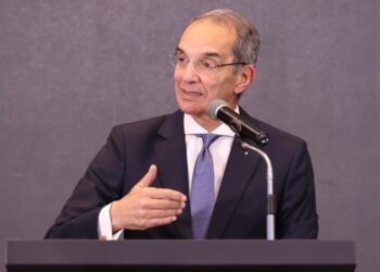 وزير الاتصالات: مصر بين أبرز الوجهات العالمية لصناعة التعهيد بفضل الكفاءات والبنية الرقمية