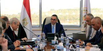 وزير الاستثمار يلتقي رؤساء عدد من المجالس التصديرية لبحث سبل تعزيز الصادرات المصرية للأسواق الخارجية