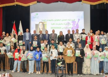 “رئيس البريد” تكرم أبناء العاملين المتفوقين دراسيًا على مستوى الجمهورية