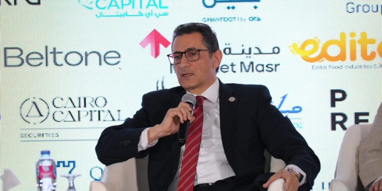 معدل الادخار في مصر لا يتجاوز 15% مقارنة بـ 25% للمتوسط العالمي