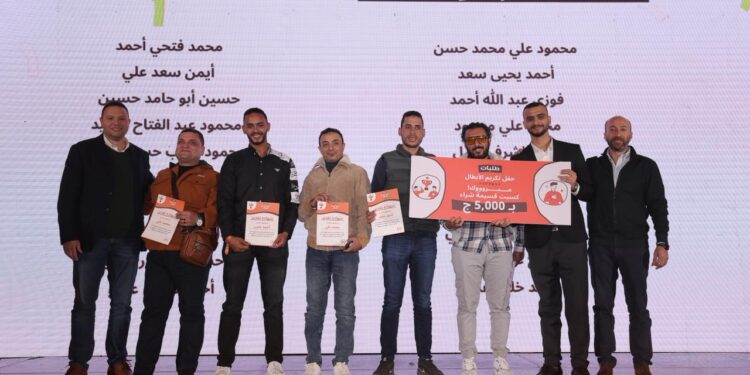 طلبات مصر تكرم سائقي التوصيل في حفل “تكريم الأبطال 2025” 