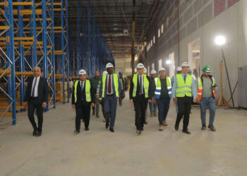 رئيس Africa CDC يزور مصر ويتفقد مشروع المخازن الاستراتيجية لهيئة الشراء الموحد