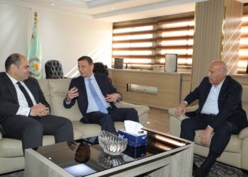 وزير الزراعة ورئيس “حماية المنافسة” يبحثان مع اتحاد الدواجن آليات ضبط السوق