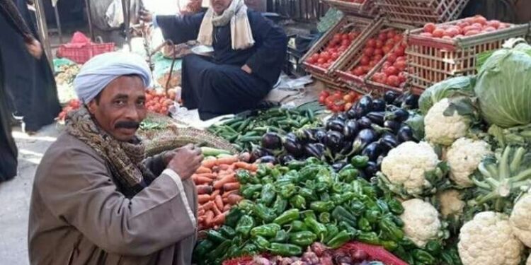 أسعار الخضار والفاكهة في الأسواق اليوم الاربعاء