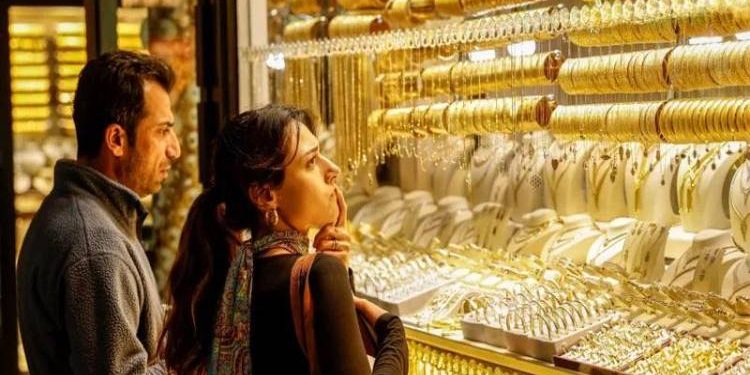 سعر الذهب اليوم الإثنين 23 فبراير 2026 في مصر