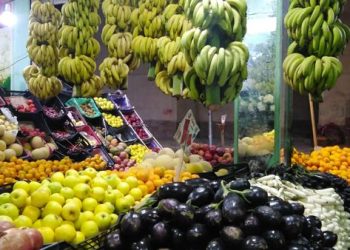 أسعار الخضار والفاكهة في الأسواق اليوم السبت