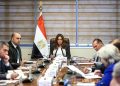 وزيرة التنمية تعقد اجتماعاً موسعاً مع قيادات الوزارة ورئيسي جهازي شئون البيئة وإدارة المخلفات