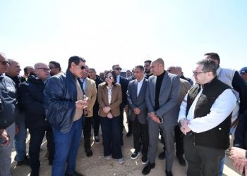 وزيرة الإسكان تتفقد منطقة الرابية بمدينة الشروق لمتابعة الموقف التنفيذي لأعمال المرافق