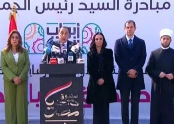 رئيس الوزراء يشهد إطلاق مبادرة الرئيس السيسي “أبواب الخير” لدعم الأسر المستحقة والأولى بالرعاية برمضان