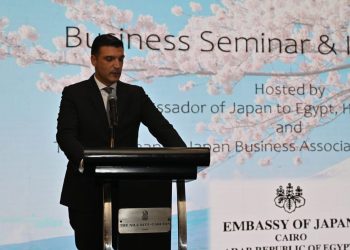 وزير الصناعة يستعرض مجالات التعاون الحالية والفرص الاستثمارية المتاحة بين مصر واليابان