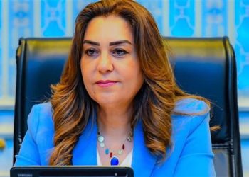 وزيرة التنمية تتابع جهود مركز الشبكة الوطنية للطوارئ في التعامل مع مخلفات وإشغالات بمنطقة اللبيني بالجيزة