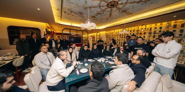 قمة People Of Data تضع خارطة طريق للشركات الناشئة في سباق الذكاء الاصطناعي