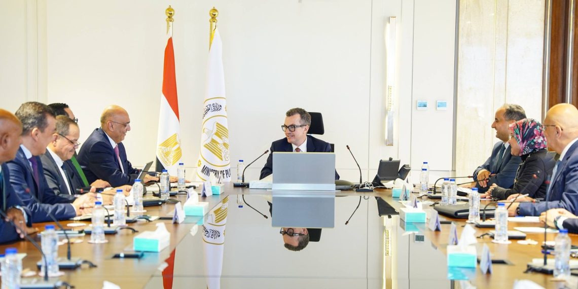 تعزيز ريادة الأعمال: وزير التخطيط وجهاز تنمية المشروعات يضعان خطة لدعم الاقتصاد الوطني