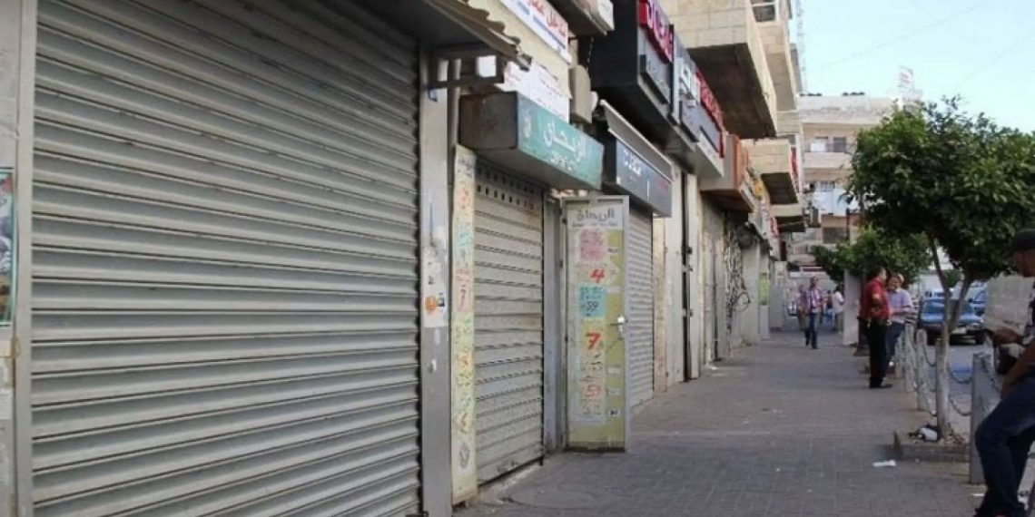 مجلس الوزراء: إغلاق المحلات الساعة ٩ مساءً ويومي الخميس والجمعة الساعة ١٠ مساءً