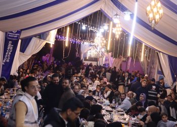 مجلس الشباب المصري ومشروع مسلمون حول العالم يحتفلان بليلة القدر بسد احتياجات 500 أسرة فلسطينية نازحة من قطاع غزة