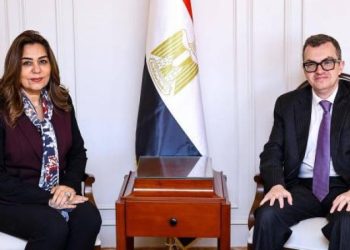 وزير التخطيط يبحث مع وزيرة التنمية المحلية والبيئة ملامح الخطة الاستثمارية للعام المالي 2026/2027