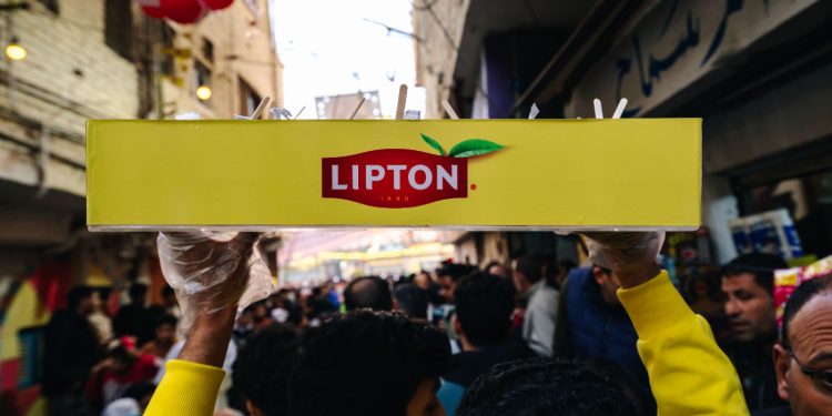 من إفطار المطرية إلى دعم المستشفيات.. ليبتون ترسخ مسؤوليتها المجتمعية